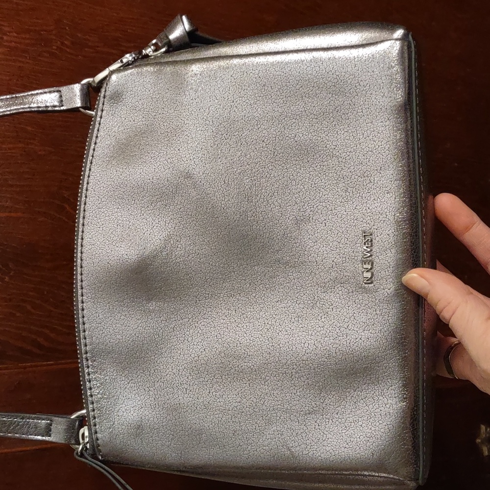 Nine West metallic silver crossbody handbag online strap drop 24 in